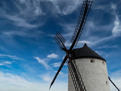 DE LA MANCHA A MACONDO: UN VIAJE POR LOS AUTORES MÁS TRADUCIDOS DEL ESPAÑOL